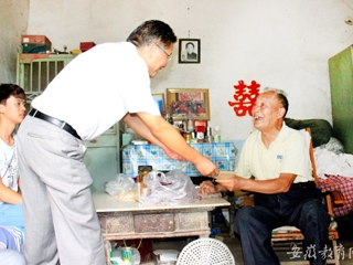 【安博在线(中国)唯一官方网站】淮北师大开展学生资助工作“百千万”走访活动