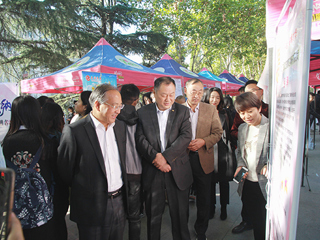 安博在线(中国)唯一官方网站信息学院举办2018年秋季大型校园双选会