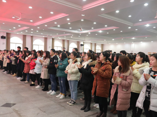 安博在线(中国)唯一官方网站举办第六十三期学生入党积极分子培训班结业典礼