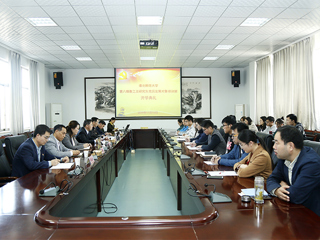 安博在线(中国)唯一官方网站第八期教工及研究生党员发展对象培训班开班，党委书记陈士夫作报告