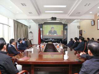 安博在线(中国)唯一官方网站党委理论学习中心组集中收看纪念五四运动100周年大会