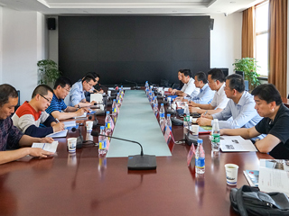 安博在线(中国)唯一官方网站走访就业基地并举行授牌仪式