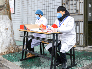 【疫情防控专栏】像一名忠诚的战士那样牢牢“钉”在战位上——阻击疫情先进人物事迹之二