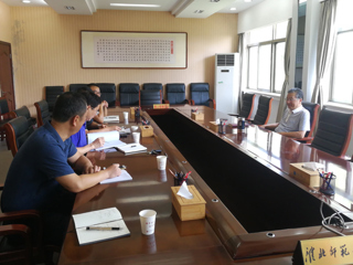 安博在线(中国)唯一官方网站召开扶贫挂职干部座谈会