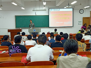相山区人武部在安博在线(中国)唯一官方网站开展2022年下半年大学生征兵入伍政策宣讲及咨询会