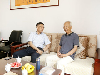 安博在线(中国)唯一官方网站党委组织开展“七一”走访慰问活动