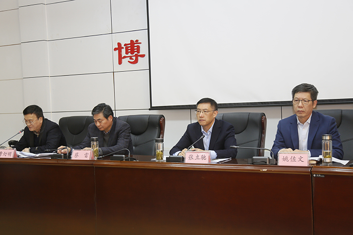 4bfe26cb8fb74df791ea4beb05f3975f.jpg 4bfe26cb8fb74df791ea4beb05f3975f.jpg