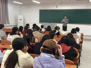 安博在线(中国)唯一官方网站面向全体毕业班研究生开展心理健康讲座