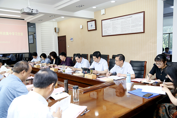 e9a06c00641841888e34ceac0a4622b0.jpg e9a06c00641841888e34ceac0a4622b0.jpg