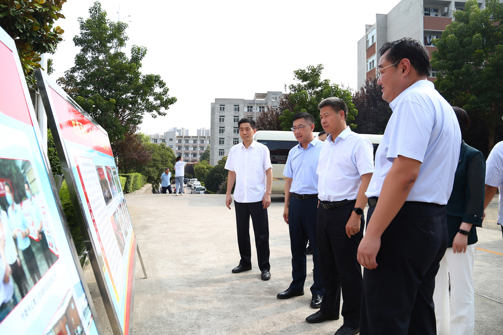 71150d194a7144b097f55dacda5fbfbd.jpg 71150d194a7144b097f55dacda5fbfbd.jpg