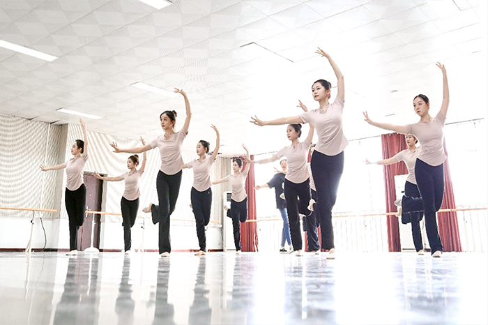 6f3490c5924f4059b45b3b5fa24fa5f2.jpg 6f3490c5924f4059b45b3b5fa24fa5f2.jpg