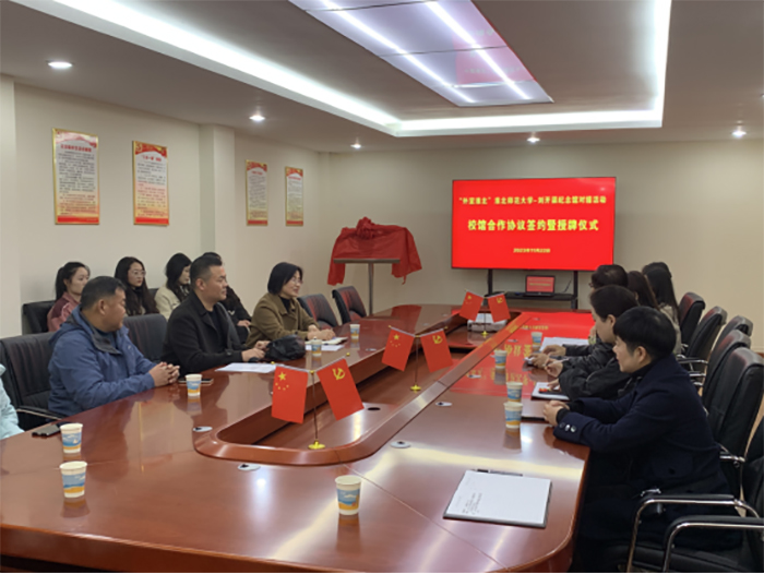 dc307a3926ba4df582b2e8c0c48c2504.jpg dc307a3926ba4df582b2e8c0c48c2504.jpg