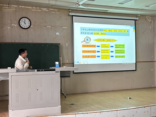 安博在线(中国)唯一官方网站开展《大学生心理危机的识别和干预》培训讲座