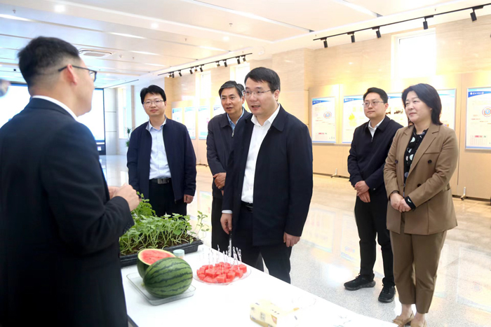 99e22ca2eae548a3a41cd052d9f8f6ad.jpg 99e22ca2eae548a3a41cd052d9f8f6ad.jpg