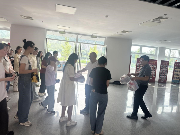 5c2e181118e44a899e39bb526a0d8f16.jpg 5c2e181118e44a899e39bb526a0d8f16.jpg