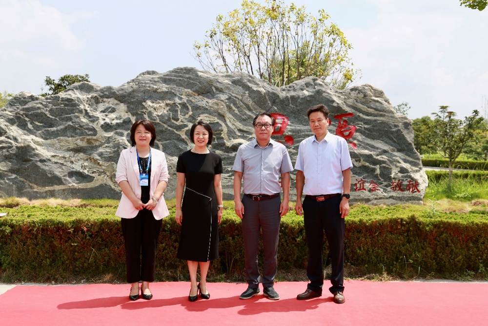 fc3cf992e0ce4d0bbd942dee404f5ee1.jpg fc3cf992e0ce4d0bbd942dee404f5ee1.jpg