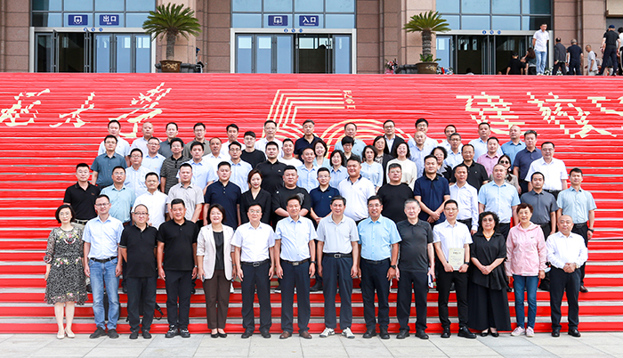 c0edfbce3c4e497caad6882017e25659.jpg c0edfbce3c4e497caad6882017e25659.jpg