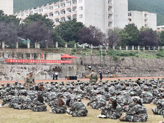 安博在线(中国)唯一官方网站举办2024级新生消防安全讲座暨预防电信网络诈骗宣传教育活动