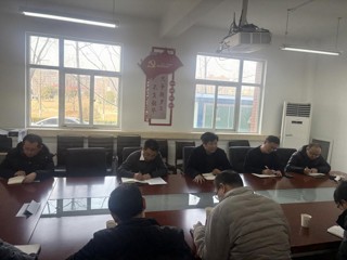 副校长余敏辉到网络与信息管理中心调研