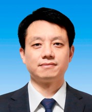 党委常委、副校长    周光辉